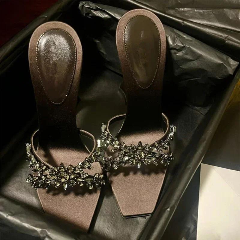 

Crystal High Heels Slippers Women Elegant Dress Shoes Fashion Sexy Sandals 2026 Summer Beach Flip Flops Luxury New Mujer Slides 35 коричневый