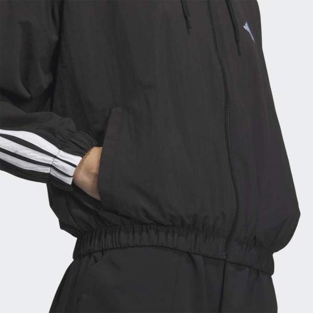 AdidaS Women S Sporty Windbreaker Relaxed And Comfortable