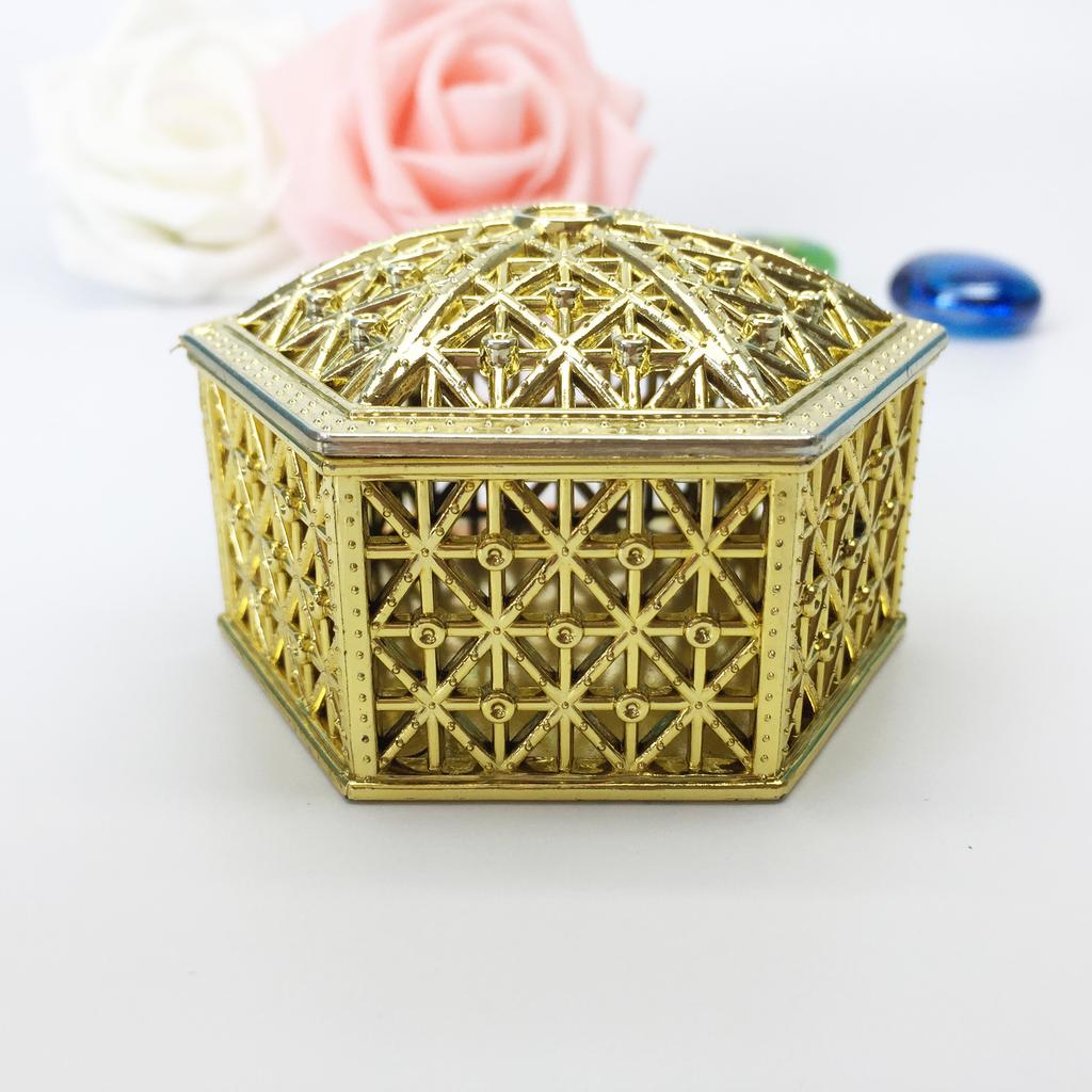 1Pc Vintage Creative Plastic Hexagon Candy Box for Wedding Chocolate Treat Gift Box Unique Party Favors Packaging