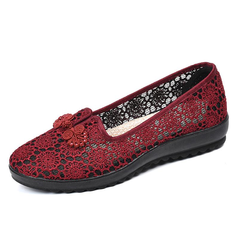 Summer New Old Beijing Cloth Shoes Women's Flying Woven Hollow Breathable Middle-aged and Elderly Mother Shoes Soft Sole Comfortable Casual Women