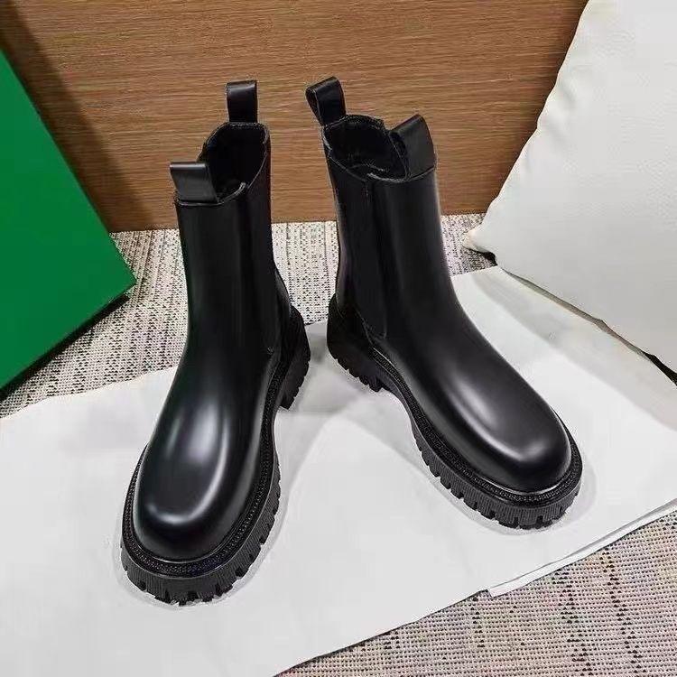 British Martin Boots Women's 2025 New Spring and Autumn Single Boots Medium Tube Cigarette Boots Thick Sole Heightening Chelsea Short Boots