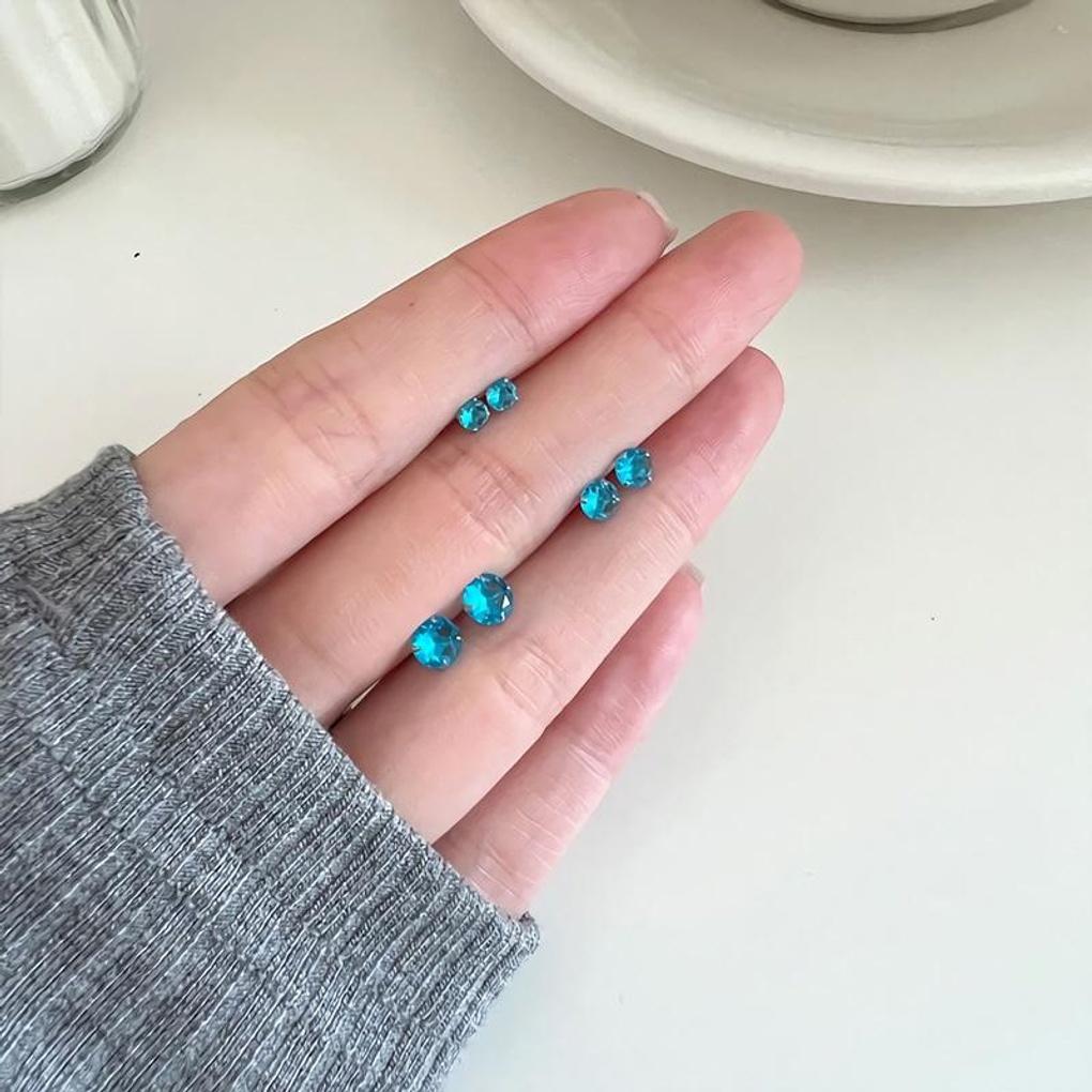 

Women s Silver 925 Blue Cubic Petite Earrings 6mm