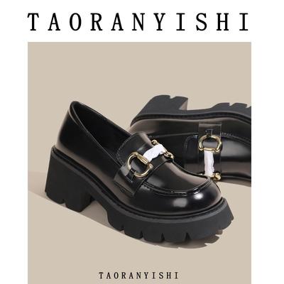 Topuklu Ayakkabılar – Kadınlar için loaferlar