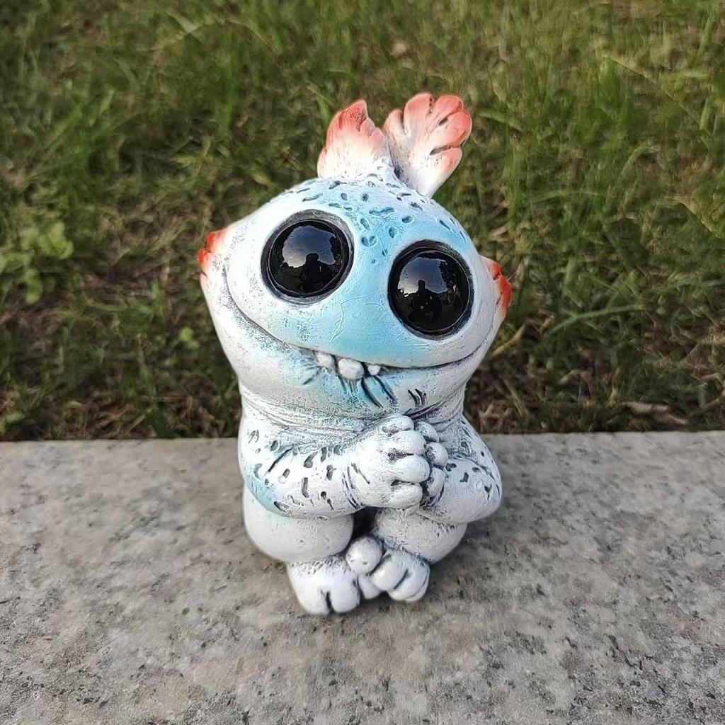 Lustige Alien-Puppe Harz-Ornament - Fantasiekreatur Elfen-Skulptur für Heimdekoration