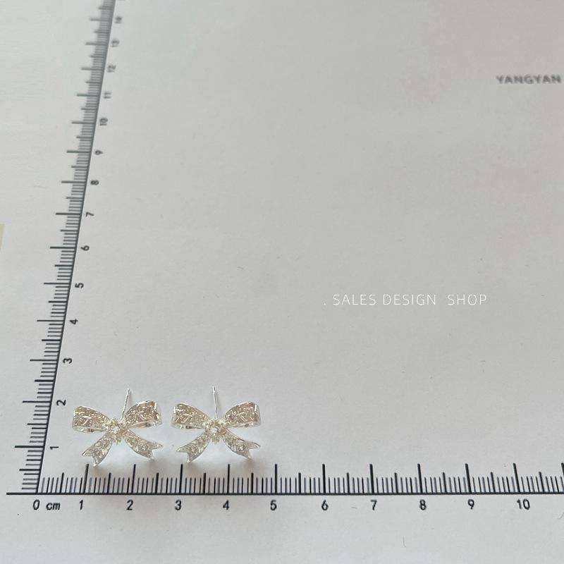 Korean Sweet Zircon Bow Stud Earrings - Elegant, Versatile Fashion Jewelry