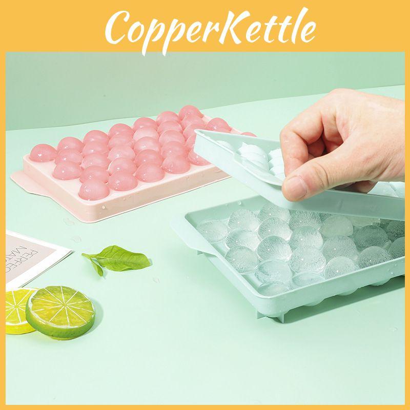 Convenient Round Ice Tray With Lid Non-stick Plastic Mold For Perfect Ice Shapes
