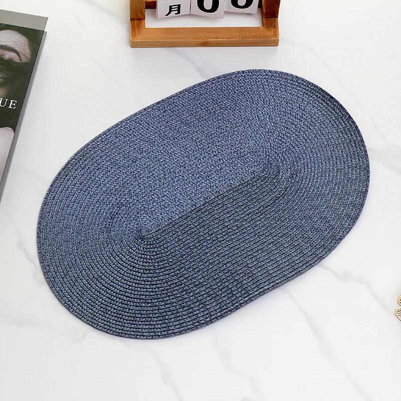 Oval Braided Placemats Set of 4 Table Mats Very Durable Easy Care Wipe Clean for Dining Tables Woven Washable Non-Slip Place Mat 30x45cm&4-piece oval