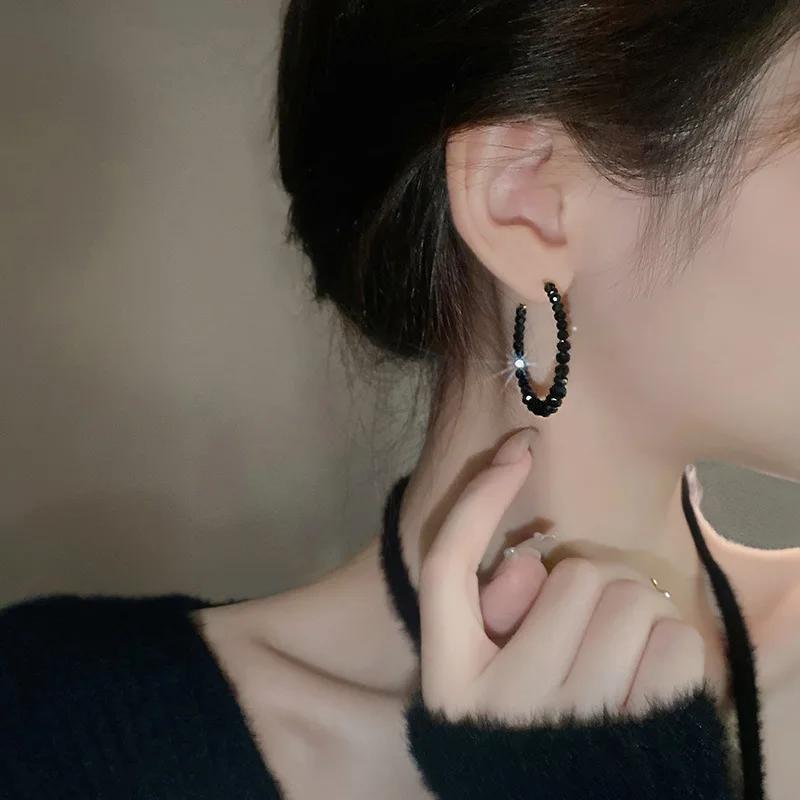 Light luxury C-shape Black Crystal Hoop Earrings Large Circle Geometric Earrings Women Elegant Jewelry Gifts