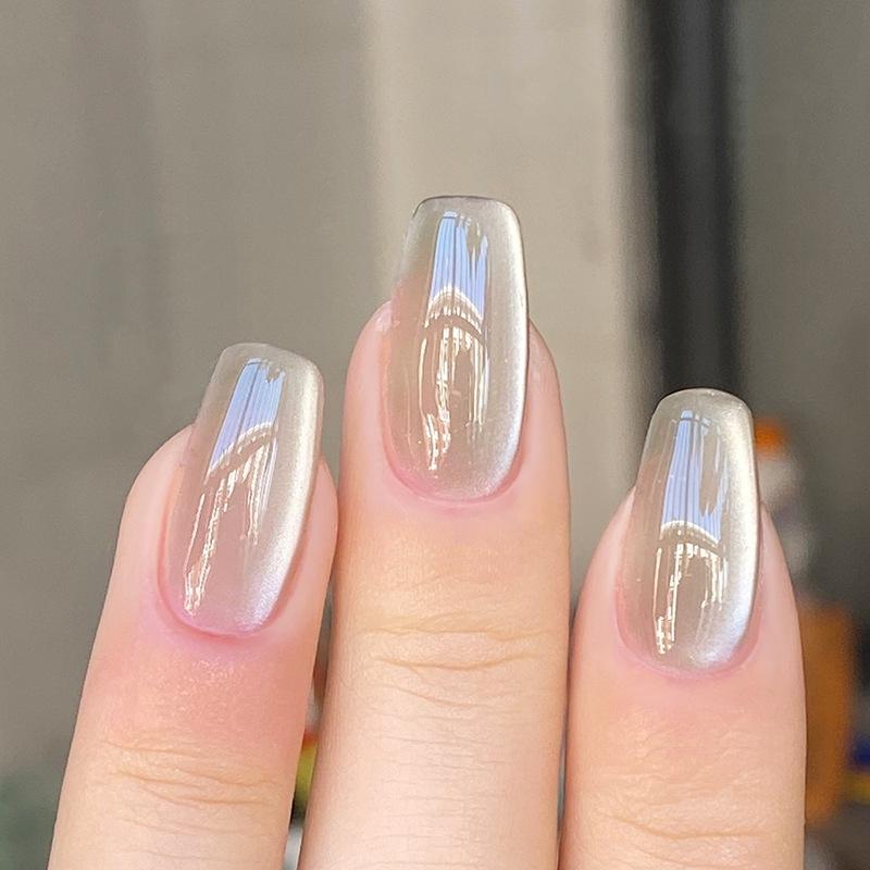 White Moonlight Pottery Light Cat Eye Gel Nail Polish New Style Candy Crystal Cat Eye Gel Nail Art Nail Shop Set Nail Supplies