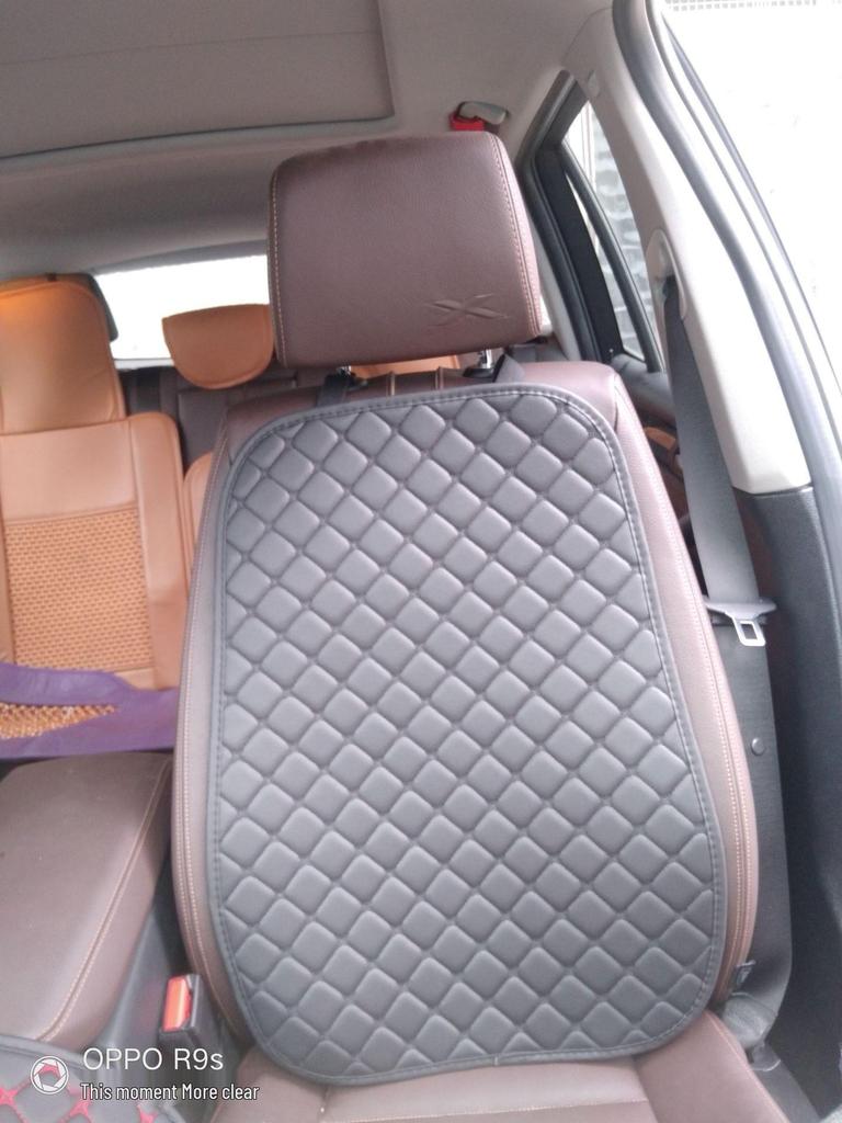 Universal Leather Car Seat Cushion Set: Non-Slip, Ergonomic, Four-Season Use for Five Seats