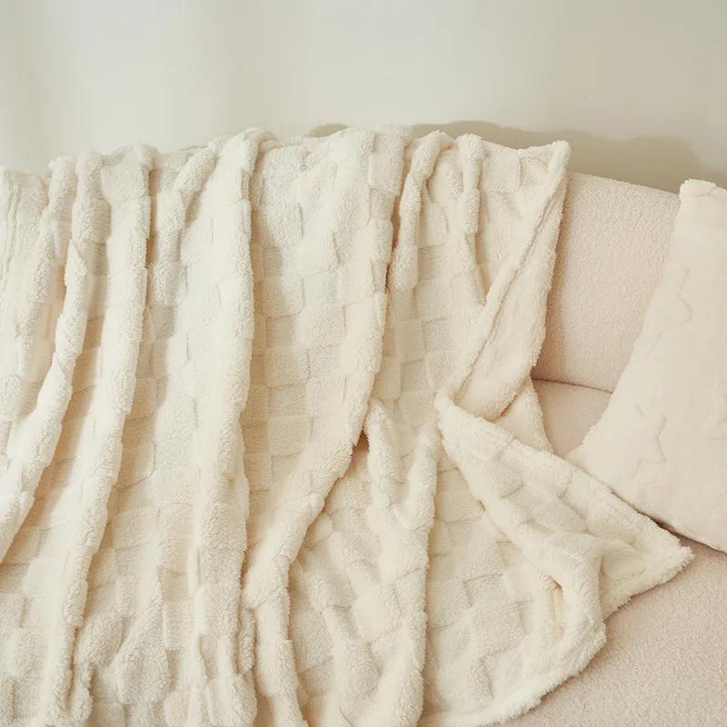 Bedding Waffle Plush Multifunctional Blanket Warm Soft Tuff Blanket Suitable for Autumn and Winter Sofa Bed Decor Cover Gifts