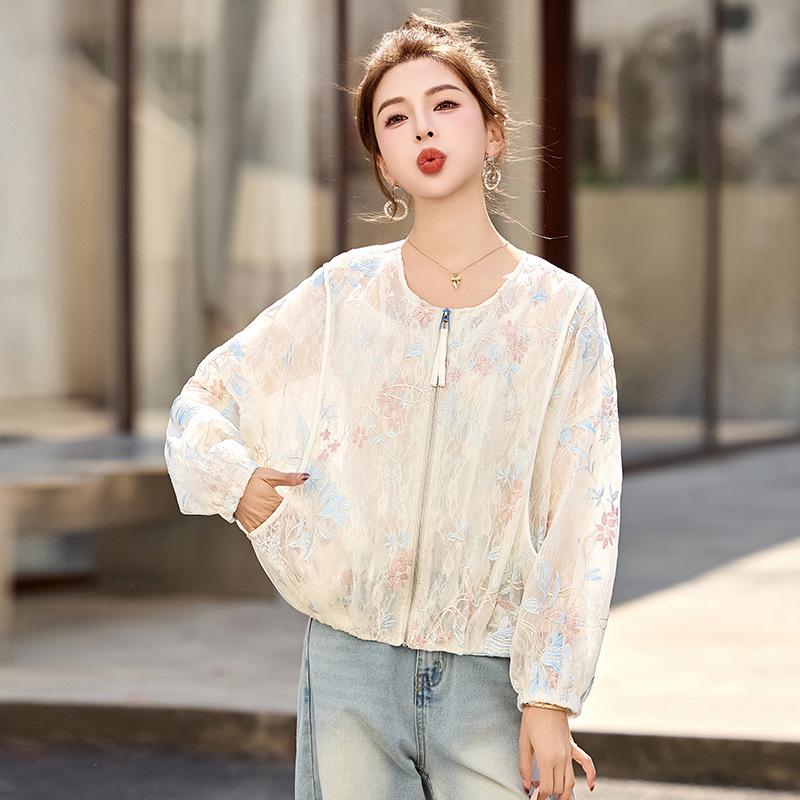 Women's 2025 Spring Chinese-Style Embroidered Color Block Cardigan - High-End, Loose Fit, Age-Reducing Fashion Jacket