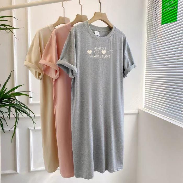 

Нова сукня в корейському стилі, вільна з коротким рукавом, довга футболка, жіноча сукня, яка приховує живіт і робить фігуру стрункішою, велика довга сукня з розрізом 2XL сірий колір