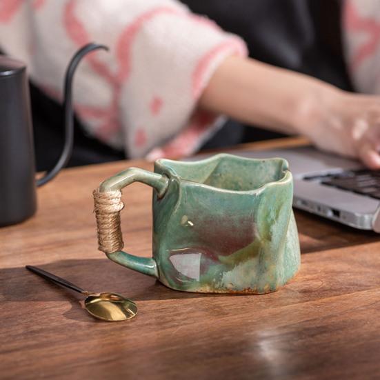 Handmade Ceramic Mug 320ml Vintage Tea Coffee Cup with Rattan Handle Creative Spiral Design Gradient Glaze Drinkware Home Decor Gifts