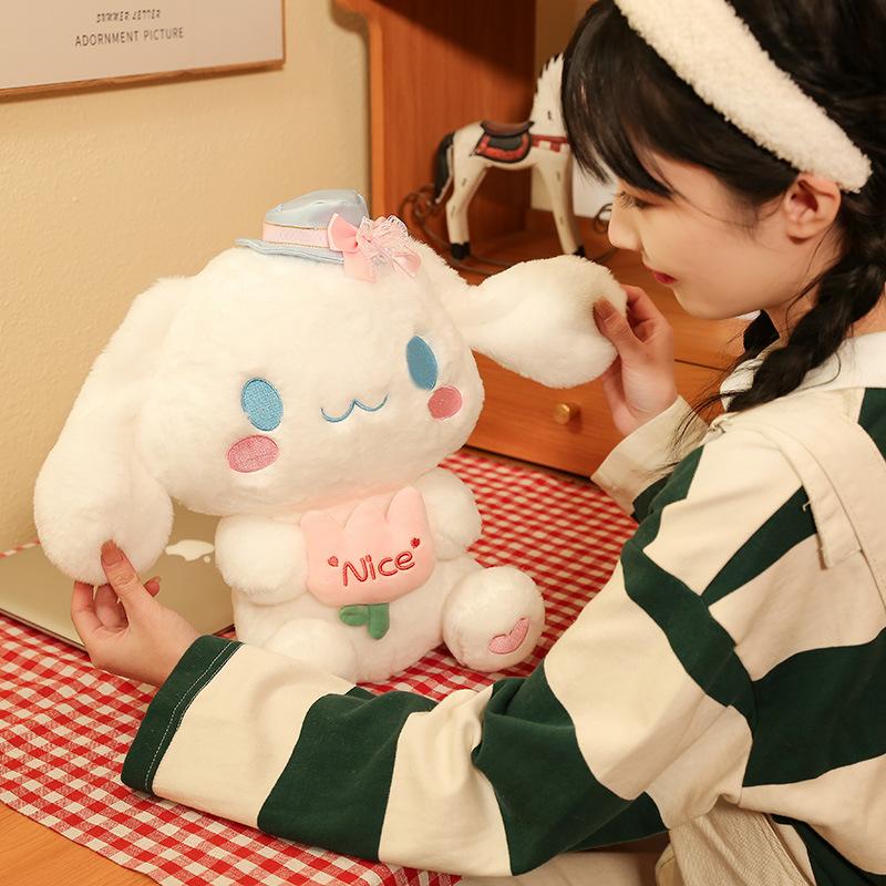Niedliches Umarmungsblume Yugui Hund Plüschtier Sanlio Puppe Kinder Schlafkissen Puppe Geburtstagsgeschenk