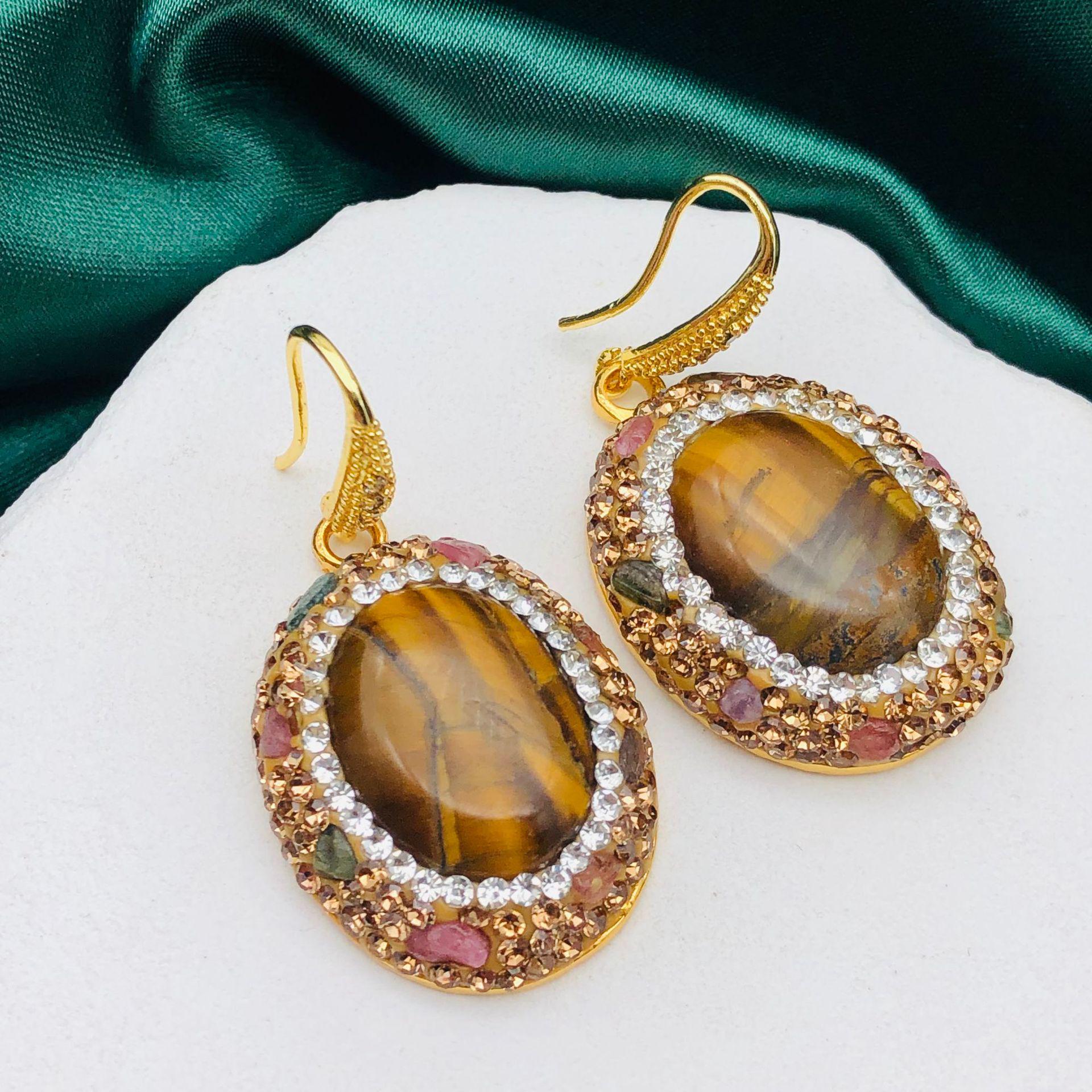 

Комплект украшений из тигрового глаза и пресноводного жемчуга: Цепочка для свитера, браслет, серьги и кольцо - Элегантный осенне-зимний стиль для женщин