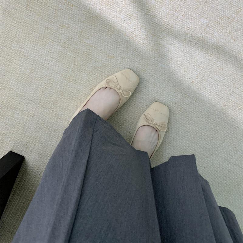 2025 spring and autumn new evening bow flat-bottomed one-pedal French single shoes soft-soled grandma shoes gentle women