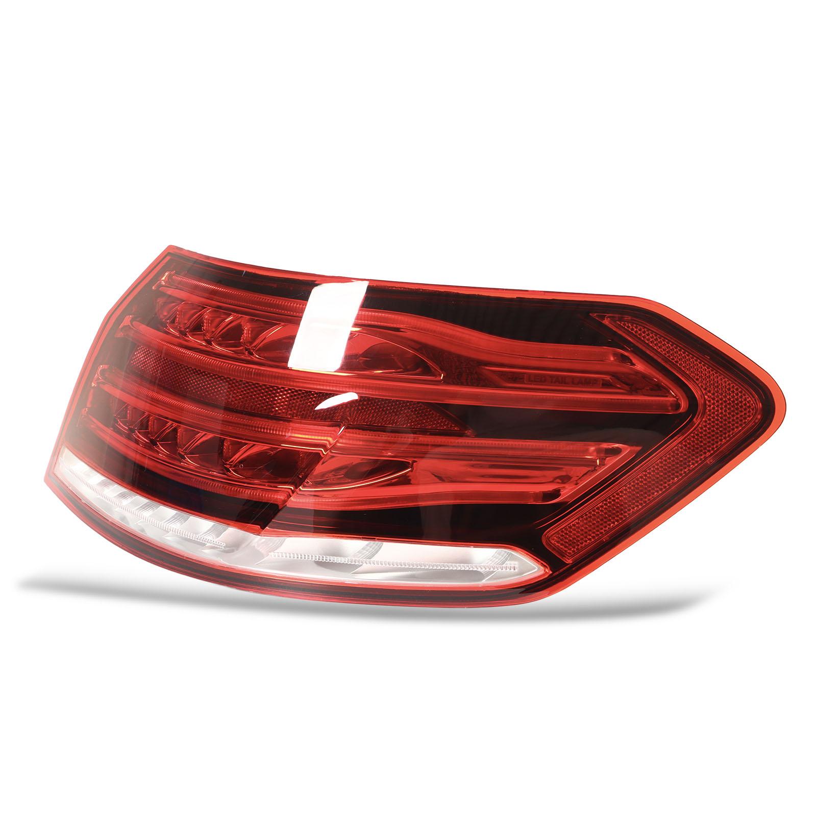 

Правые внешние светодиодные задние фонари A2129060803 для EРестайлинг седана класса W212 2014 года2016