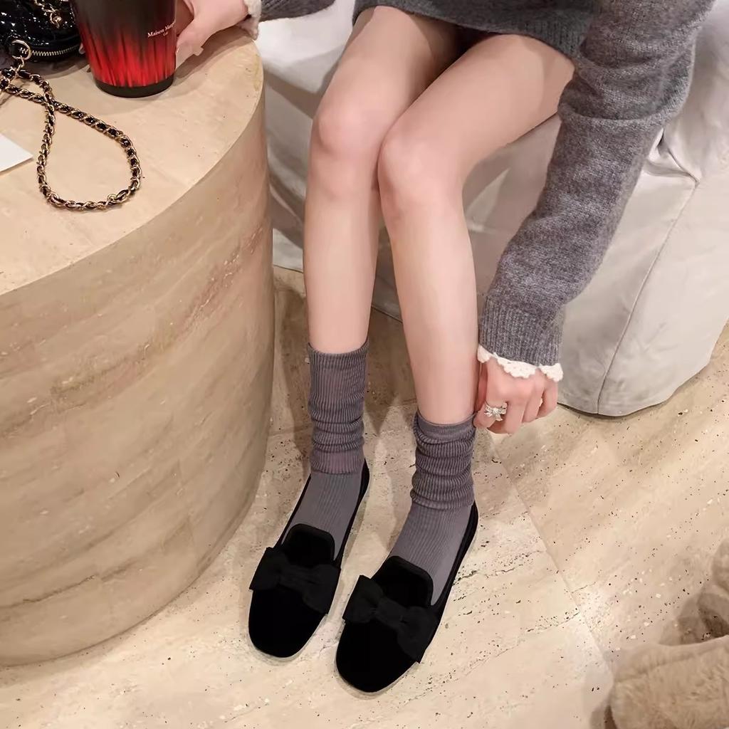 Wersja ze skóry owczej~ Matka winogron, ten sam styl, miu, jeden pantofel z aksamitną kokardą, jeden pantofel w stylu retro mokasynów, damskie buty pojedyncze.