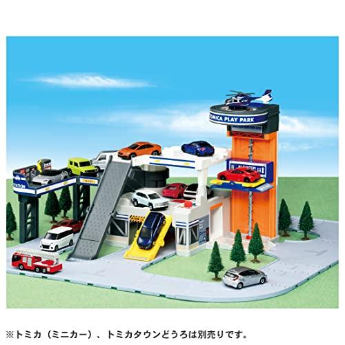 TAKARA TOMY Tomica Spread and Play! Tidy-up Play Park Mini Car Toy for Ages 3 and Up