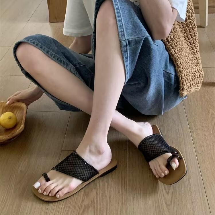 

Fashion versatile, cute thick-soled one-word slippers for women to wear in the summer of 2025, the new high-end semi-slippers trend 40
