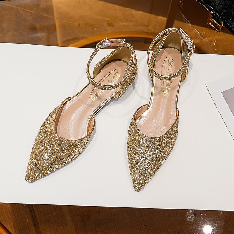 Pointed shoes, flat shoes, comfortable word with sequins, sexy hollow light hair shoes, wedding shoes are not tired, wear shoes outside the feet