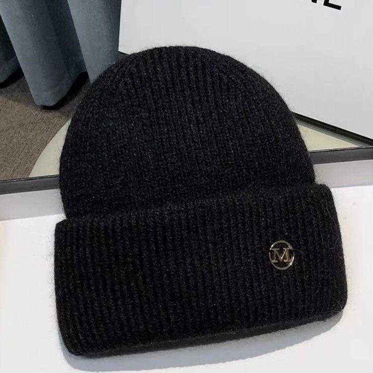 

Korean Style Versatile Knitted Hat for Women - Autumn/Winter, Warm, Windproof, Large Circumference for Smaller Face Look