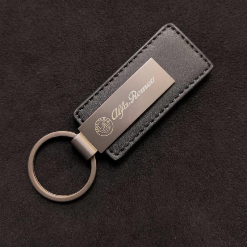 2026 Hot Alfa Romeo Metal Leather Car Emblem Keychain Key Chain Keyring Accessories For Alfa Romeo Giulia Stelvio Junior Tonale