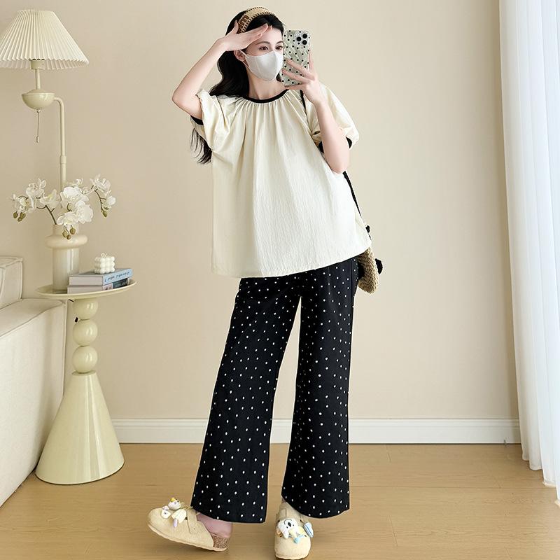 2026 Fashion Textured Patchwork Shirt & Floral Wide-Leg Pants Maternity Set