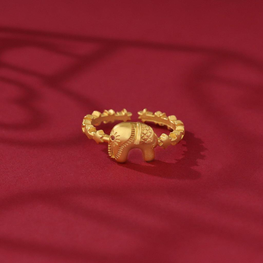 Little Elephant Star Ring: Women's Retro Design, Luxurious & Versatile Gift for Best Friends