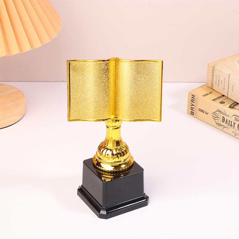 

Золотой трофей «Звезда чтения» для детей Пластиковый трофей для конкурса чтения для школы, домашней библиотеки, поощряющий чтение