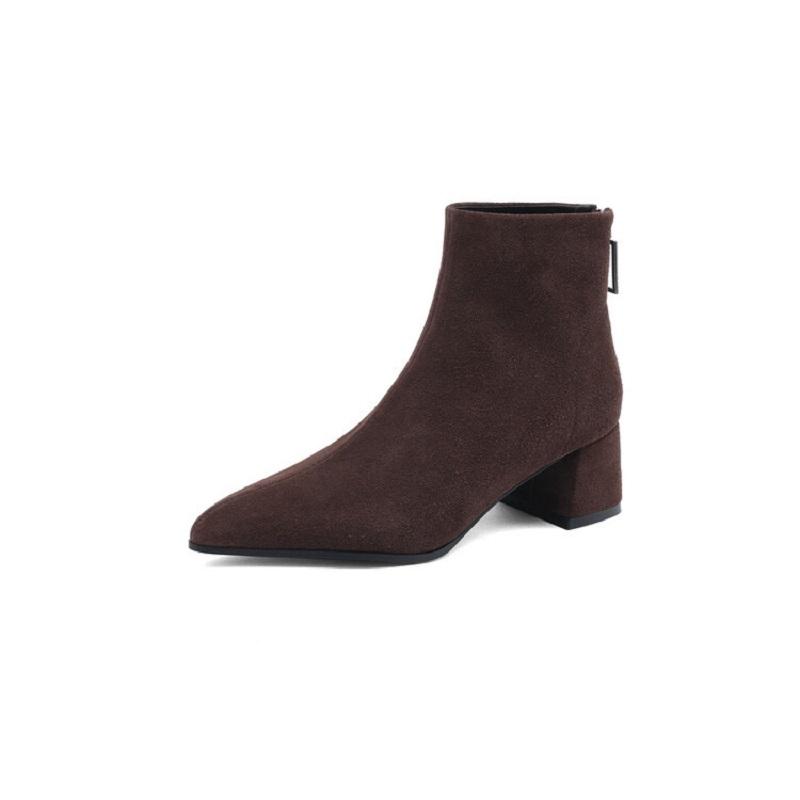 

Осінньо-зимові жіночі чоботи Однотонні жіночі чоботи Нові модні жіночі чоботи Темпераментні ботильйони На товстому каблуці 39