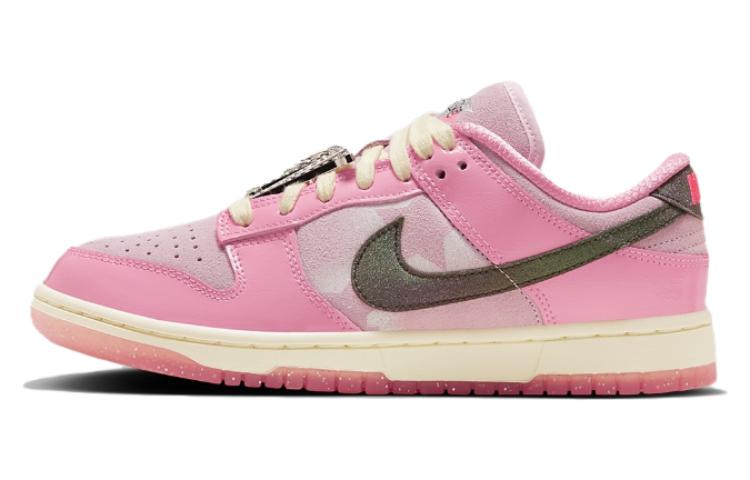 

Nike Dunk Low LX Barbie Women s FN8927-621 35.5