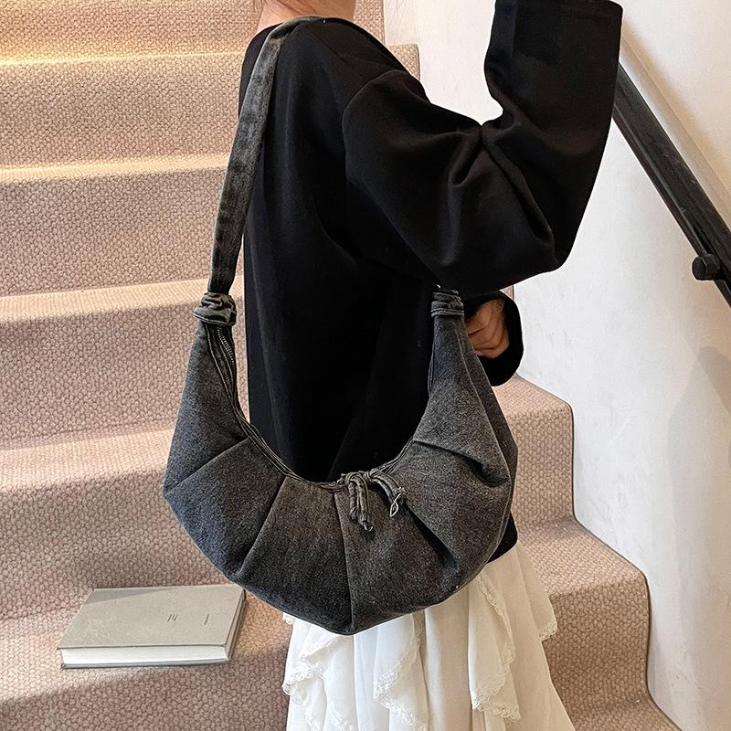 New Large-capacity Versatile Solid Color Bag Women's Casual Nylon Shoulder Bag