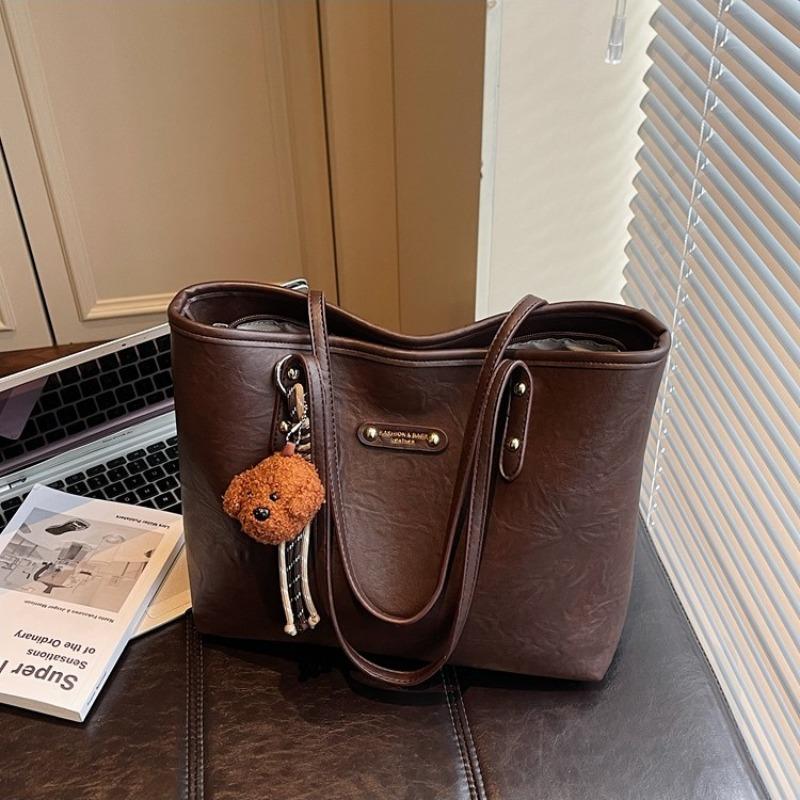 Large Capacity Bag Women's Retro Versatile New Casual Simple Shoulder Bag Student Commuter Tote Bag