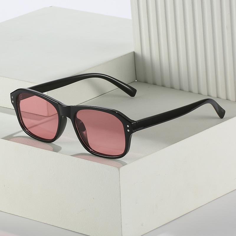 The Same Style Of Wind Sunglasses, Retro Large-Frame Sunglasses, Trendy Sunglasses.