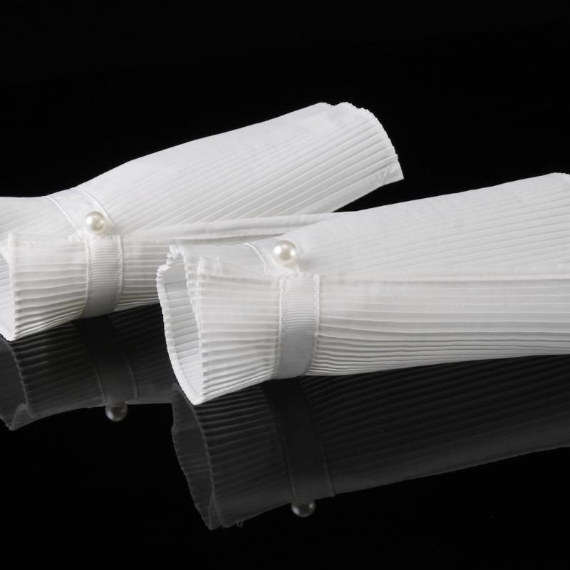 Elizabethan Ruffle Faux Collar Victorian Style Neck Ruff Shawl and Cuffs Set for Cosplay and Halloween Costume Accessory