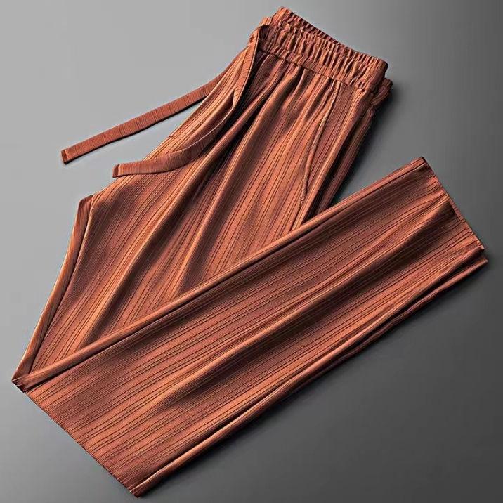 Calças casuais masculinas finas de triacetato respiráveis, plissadas, soltas e confortáveis, de verão, com pernas retas e largas