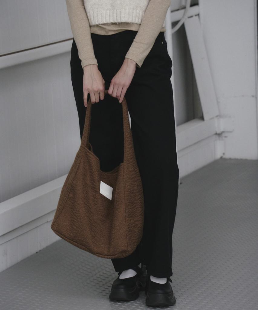 The Green Lab Boucle Wool Pouch Shoulder Bag Set [Black]