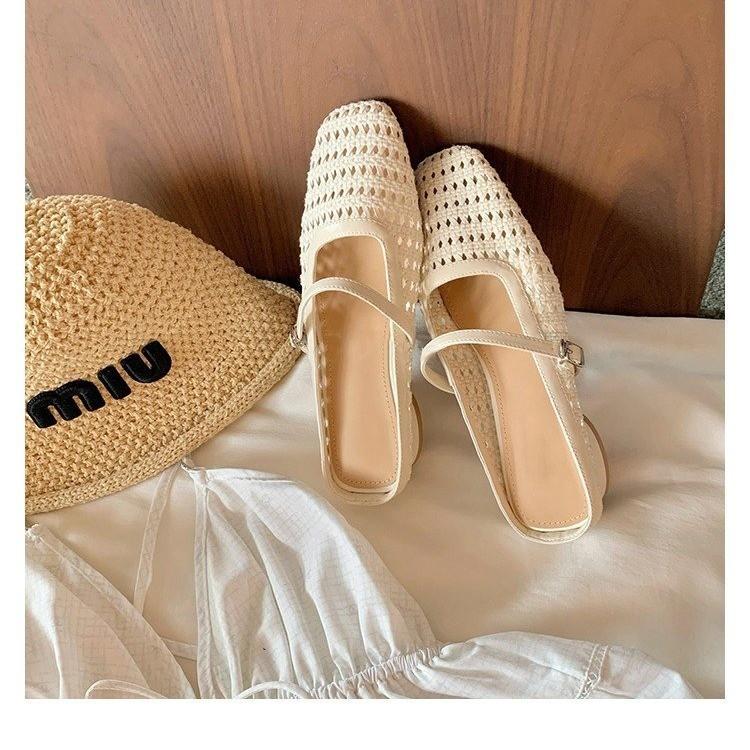 Retro woven hollow square head with thick heel Muller shoes for women's 2025 summer wear beach temperament versatile single shoes