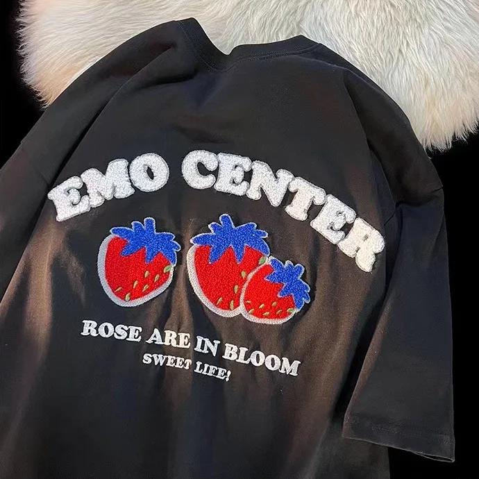 

French trendy strawberry graphic T-shirt with loose design for men and women Summer New Short Sleeve Couple Casual Top 4XL