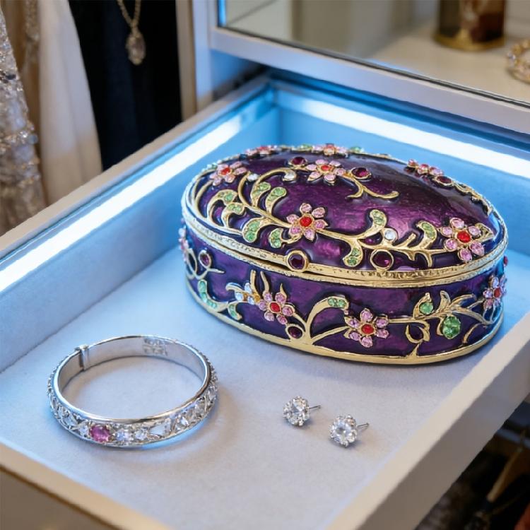 Classical Zinc Alloy Jewelry Organizers With Secure Closure And Ample Space Decorative Jewelry Box For All Your Accessories