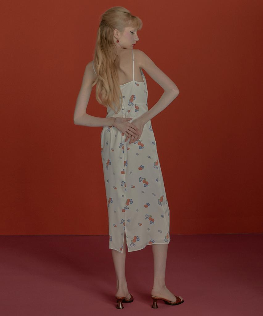 Aiseugadeuneiogongpal Fruit Print Slip Dress