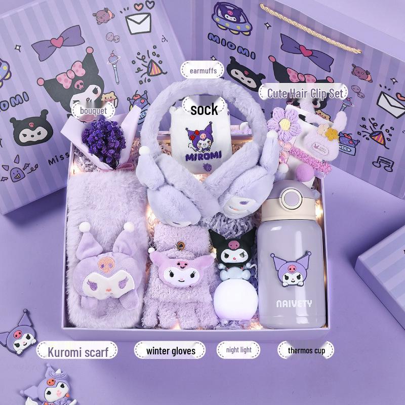 Set cadou de iarnă Kuromi: Eșarfe și Accesorii pentru Fete (Vârste 10-12)