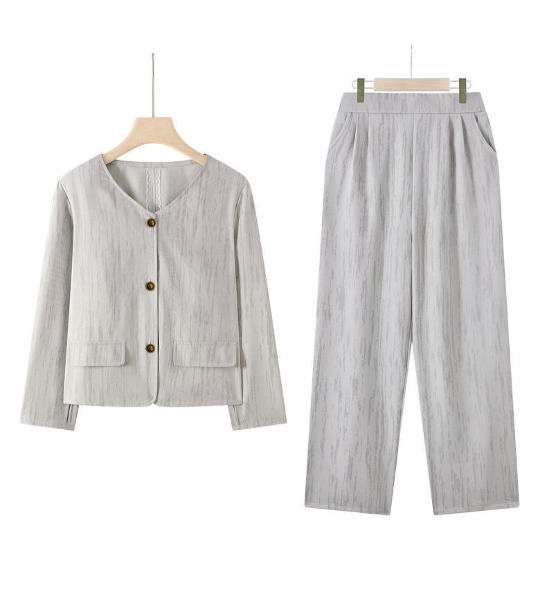 Mamas stilvolles zweiteiliges Set für Frühling & Herbst – Schlankmachendes, bauchbedeckendes Outfit für Frauen mittleren Alters & ältere Frauen