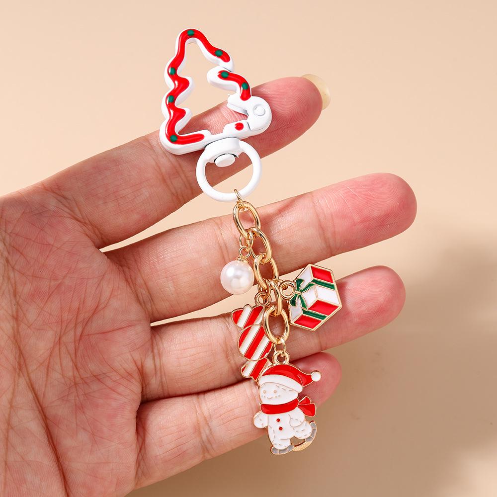 Festive Keychain: Christmas Jewelry with Santa, Snowman, Tree, and Candy-themed Pendant