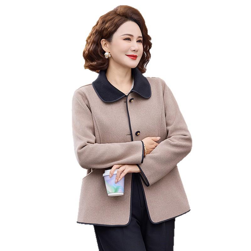 New 2026 Fashionable Spring Outerwear: Stylish Slimming Lapel Top for Middle-Aged and Elderly Women
