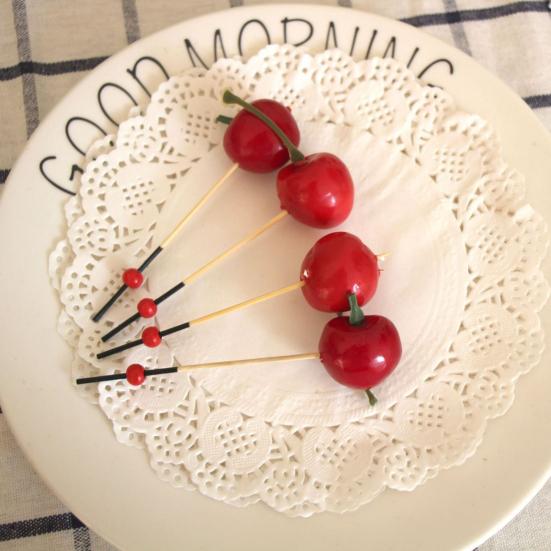 100Pcs/Bag Bamboo Stick Anti-crack Food Grade Smooth Wooden Bead Design Disposable Food Stick for Kitchen