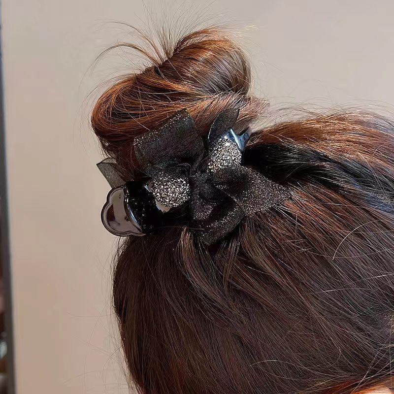 Elegant Shark Clip: Large Bow Hairpin for Women