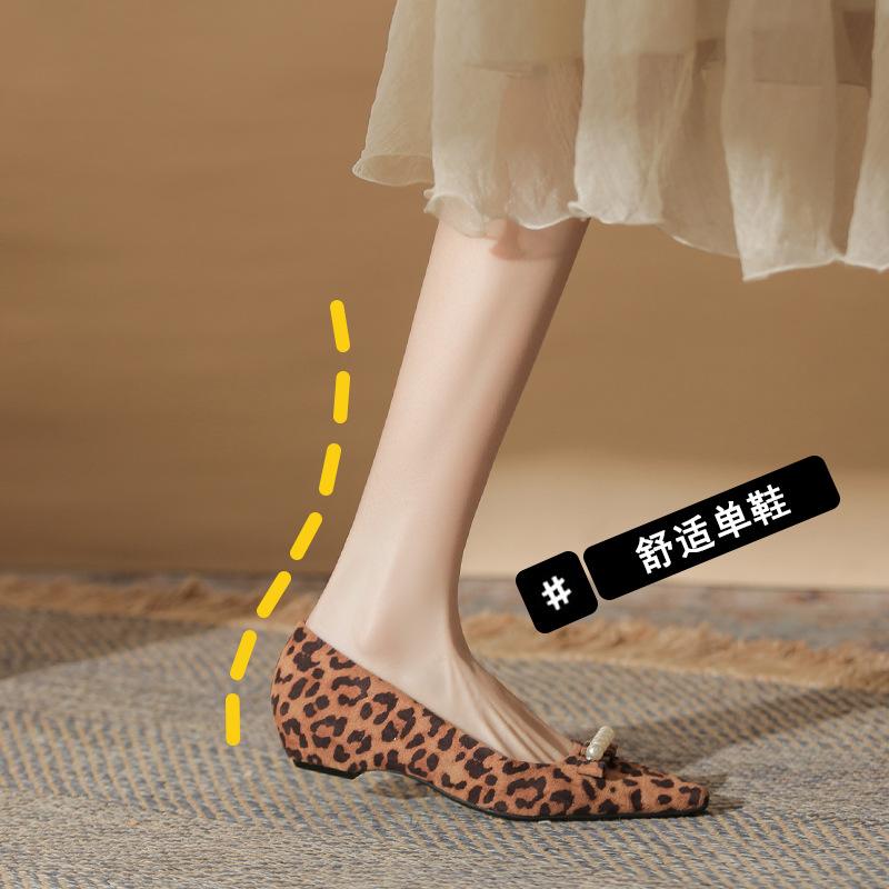 Fashion Flat-bottomed Leopard Print Brown New Autumn and Winter Slope Heel Comfortable and Versatile Women's Small Square Head Black Temperament